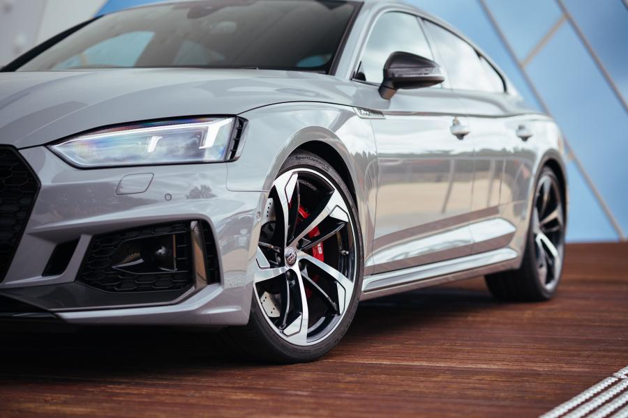 Детали экстерьера Audi RS5 Sportback 2019 года  (AU) (фото 9 из 40)